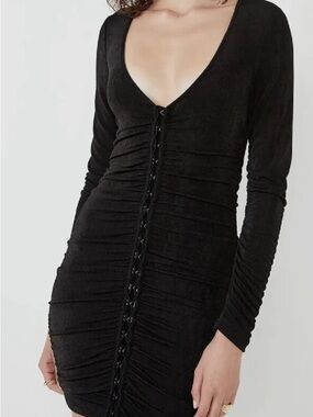 Anthropologie Bardot Black Ruched Hook & Eye Bodycon Mini Dress M Long Sleeve